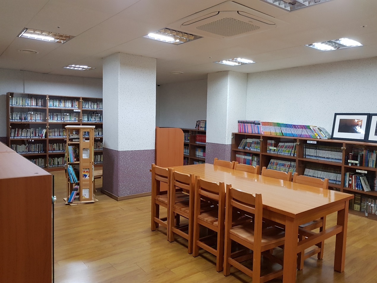 호반작은도서관